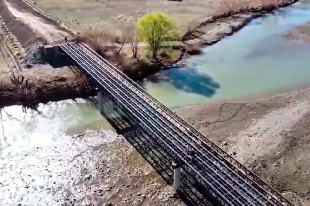 Neuquén: comenzaron los trabajos para terminar el puente en Caepe Malal