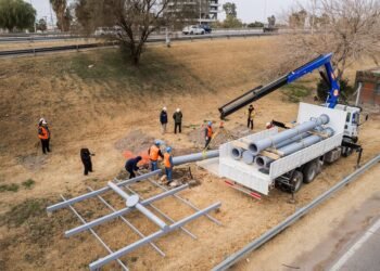 Comenzó el montaje de la primera ruta solar del país en San Juan