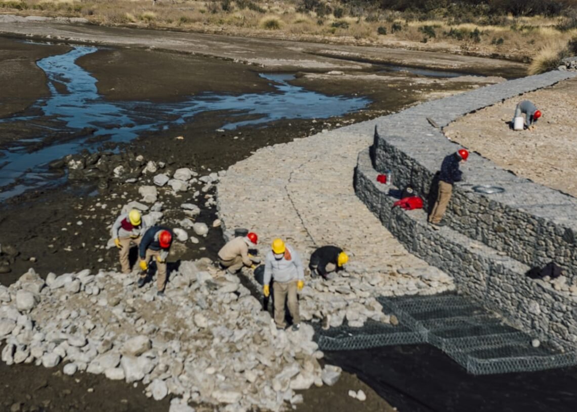 Tucumán sigue con el proyecto de protección hídrica en el Río Santa María