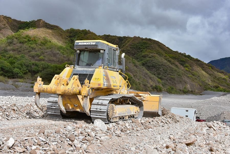 Siguen las obras de pavimentación en la RP N°357 camino a las Ruinas de Quilmes