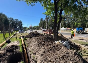 Avanzan los trabajos de la red de gas natural en Avellaneda