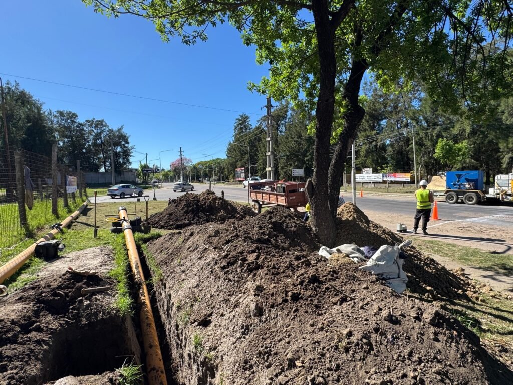 Avanzan los trabajos de la red de gas natural en Avellaneda