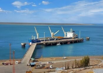 Santa Cruz adjudicará obras portuarias por más de $17 mil millones