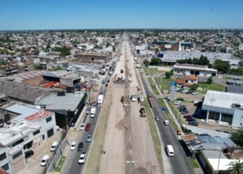 Continúa el mejoramiento integral de la Ruta 4