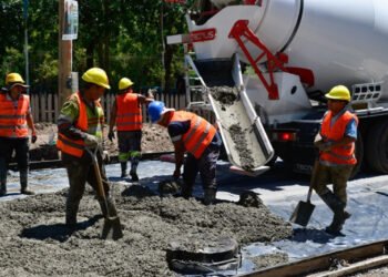 Siguen las obras de mejoramiento integral en Florencio Varela