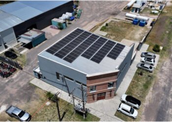 Parque Industrial Formosa se posiciona como pionero del NEA  por su industria química con energía renovable