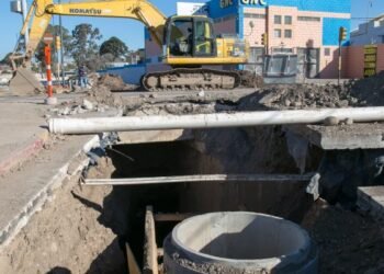 Córdoba avanzan con obras de cloaca y pavimento en Parque Futura y Parque Liceo III