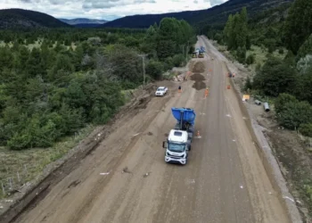 Neuquén: Avanza la obra de pavimentación de la Ruta 62 hacia el lago Lolog