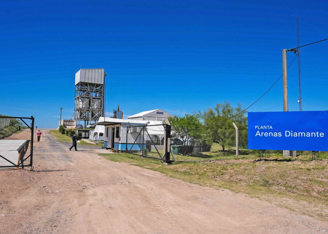 Procesar arenas de río y el reto de ampliar la cadena de suministro