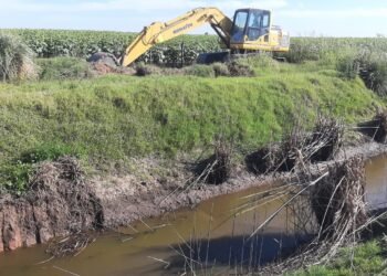 Santa Fe recuperó el canal Godeken-La Chispa y mejora el drenaje en el sur santafesino