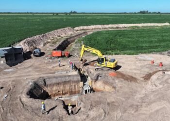 Santa Fe intensifica las obras hídricas sobre el Bajo Peretti