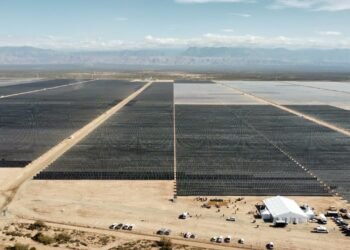 Mendoza inauguró el Parque Solar El Quemado y superó los 700 MW de energía solar instalada