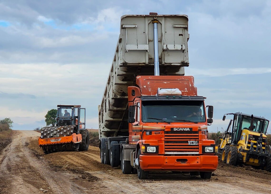 Entre Ríos: licitaron la segunda etapa de recuperación de caminos rurales