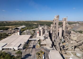 Cementos Avellaneda adquiere la mayoría del paquete accionario de Protex