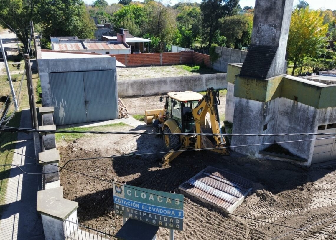 Santa Fe: la renovación del sistema cloacal avanza a paso firme