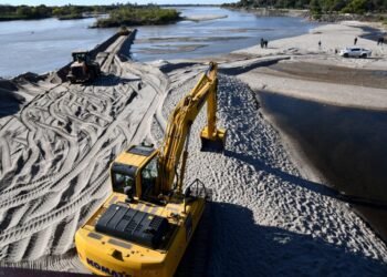 Avanza el plan de reparación y construcción de defensas hídricas en todo el territorio santiagueño