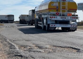 Santas Fe firmó el traspaso de Nación a Provincia de la ruta A012