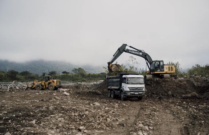 Tucumán: avanzan obras para reforzar los márgenes del río y recuperar el Camino de La Quebrada