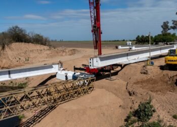 Tucumán: Avanza la construcción del nuevo puente sobre el Canal Troncal