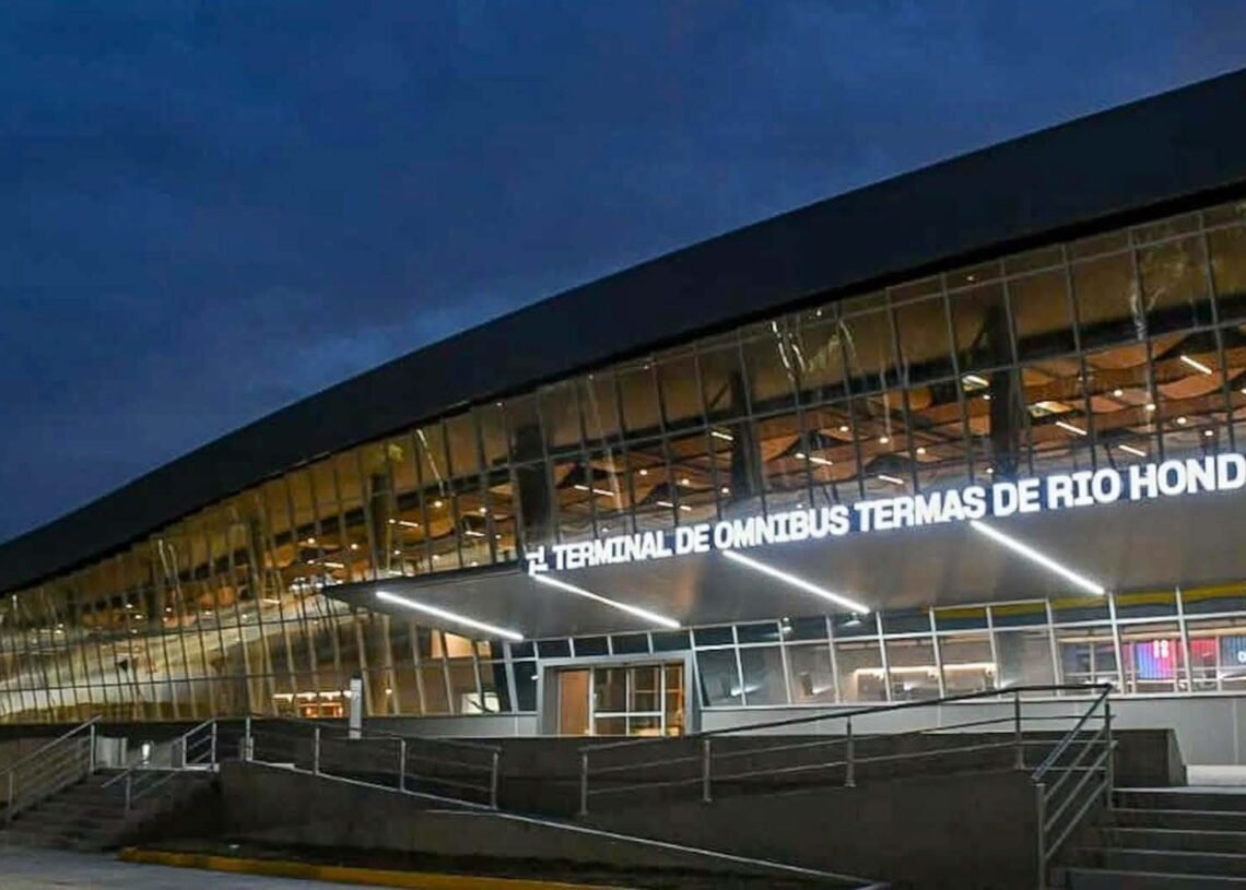 Inauguraron la nueva Terminal de Ómnibus de Las Termas de Río Hondo