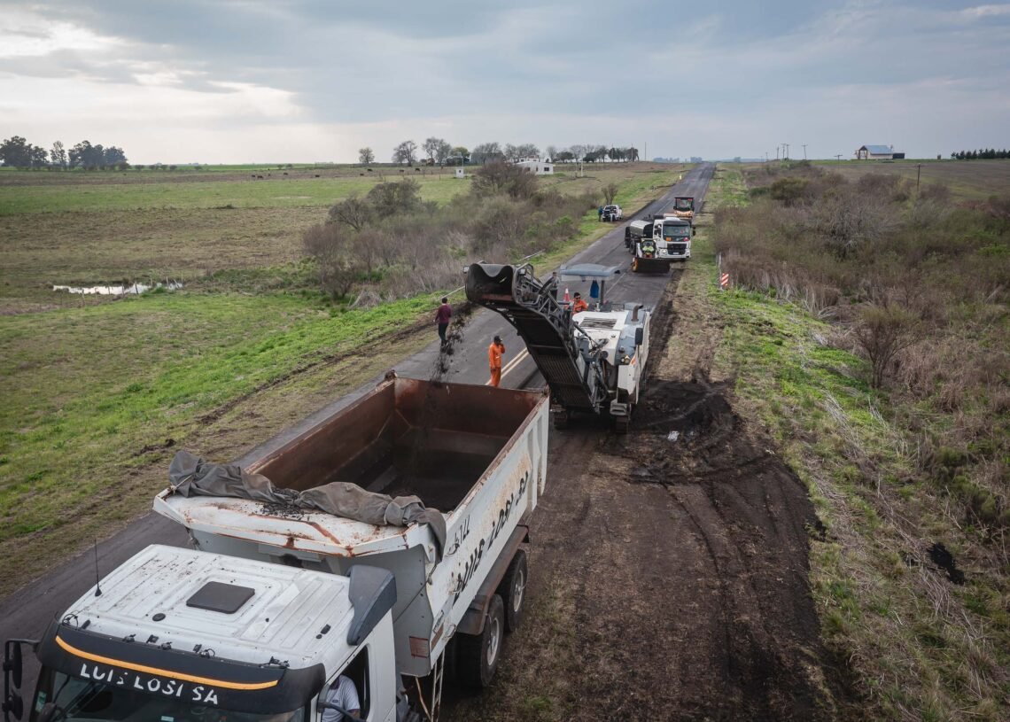Entre Ríos lleva adelante la obra de recuperación de la ruta 22