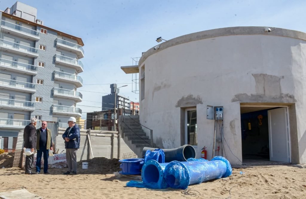 Nuevas obras permitirán ampliar la capacidad de los sistemas cloacales de La Costa bonaerense