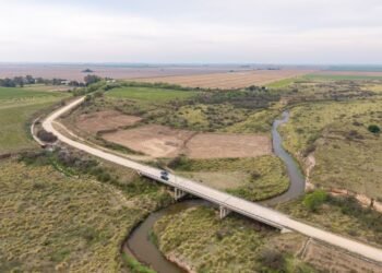 Río Cuarto: ejecutan obras para optimizar el sistema hídrico de la cuenca sur