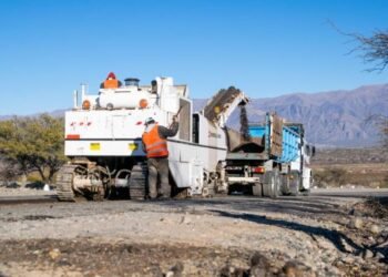 Avanza la repavimentación y reconstrucción de la Ruta Provincial 307